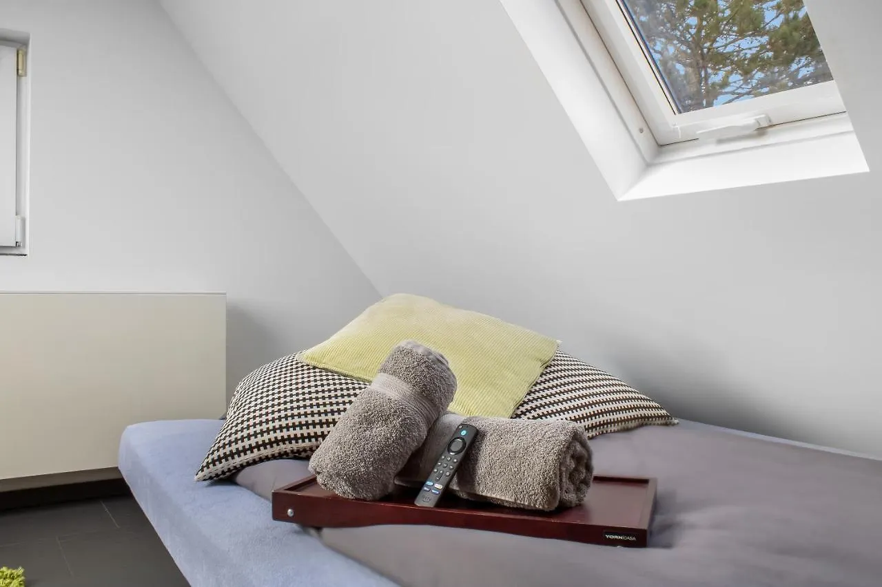 Apartment Gesamte Unterkunft - Buero - Kueche - Netflix Nuremberg